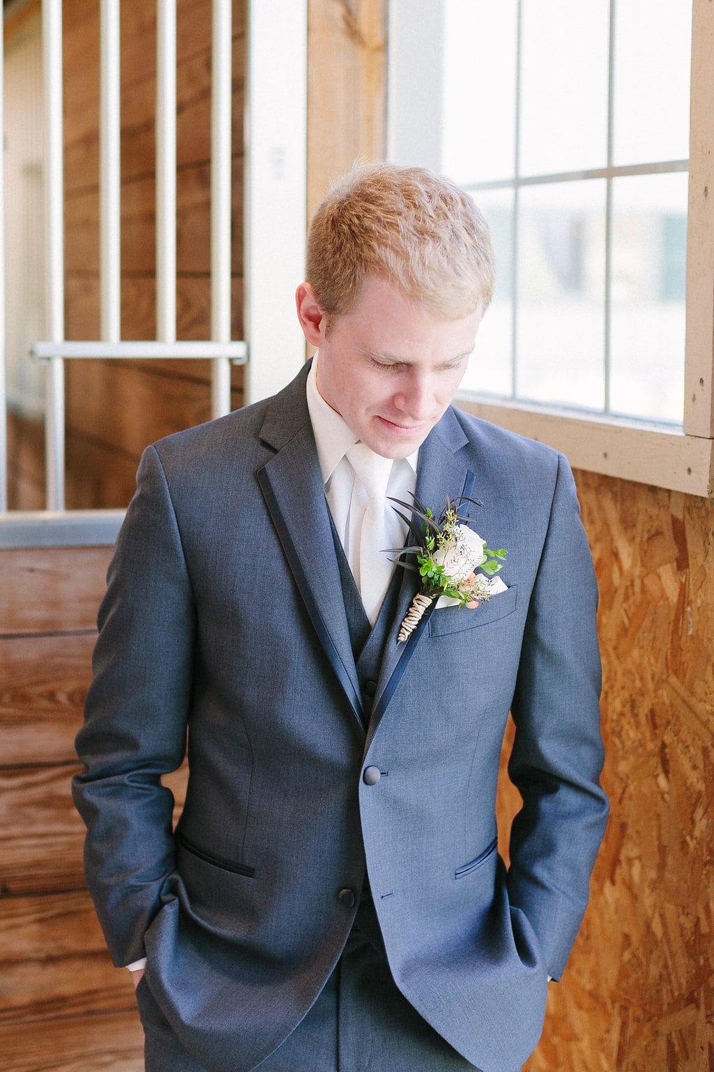 Fine Art Wedding Photography, Pittsburgh Wedding Photography, Lauren Renee Photography groom getting ready