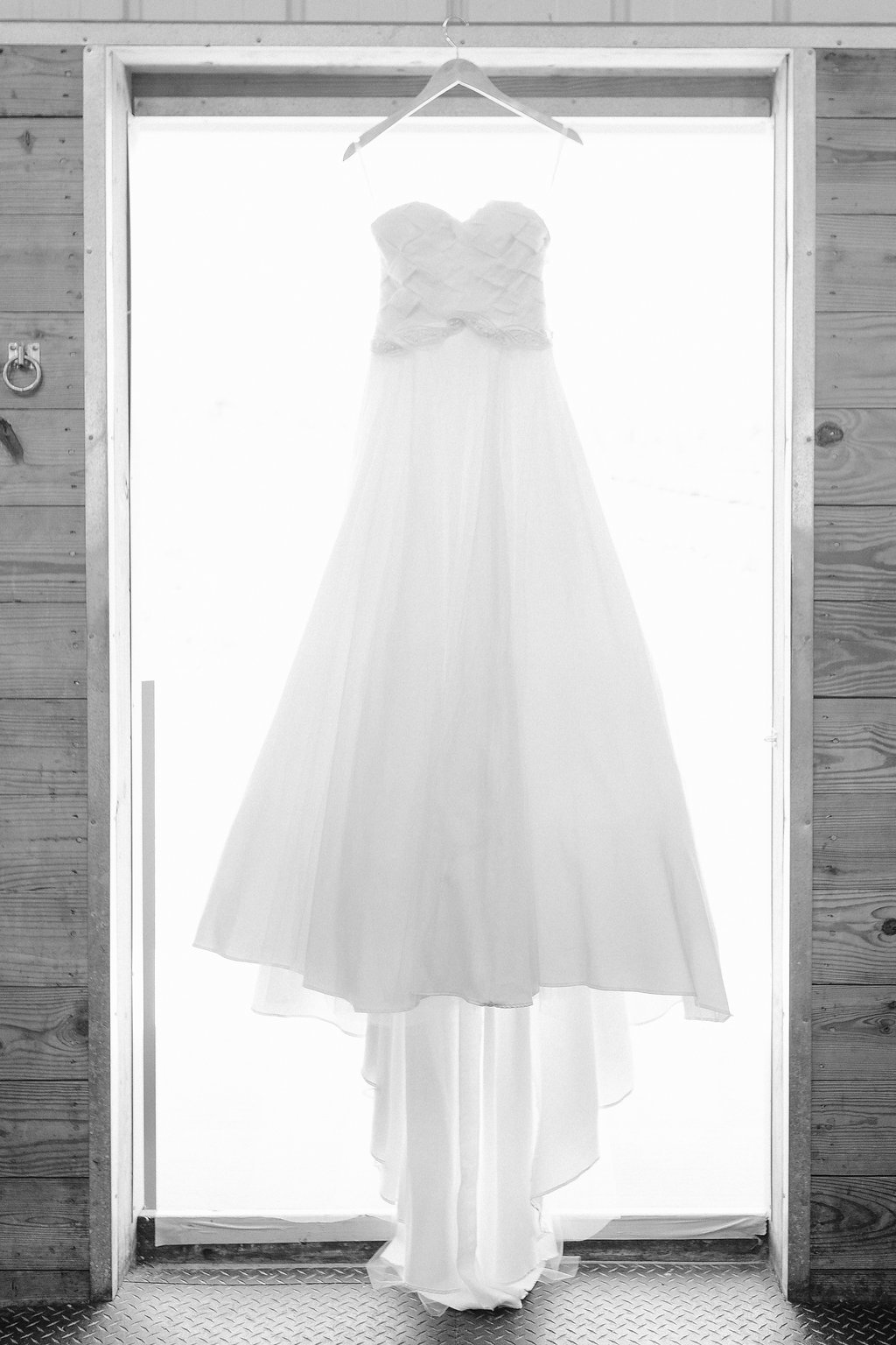 Fine Art Wedding Photography, Pittsburgh Wedding Photography, Lauren Renee Photography Janay A Eco Bridal wedding gown black and white photo