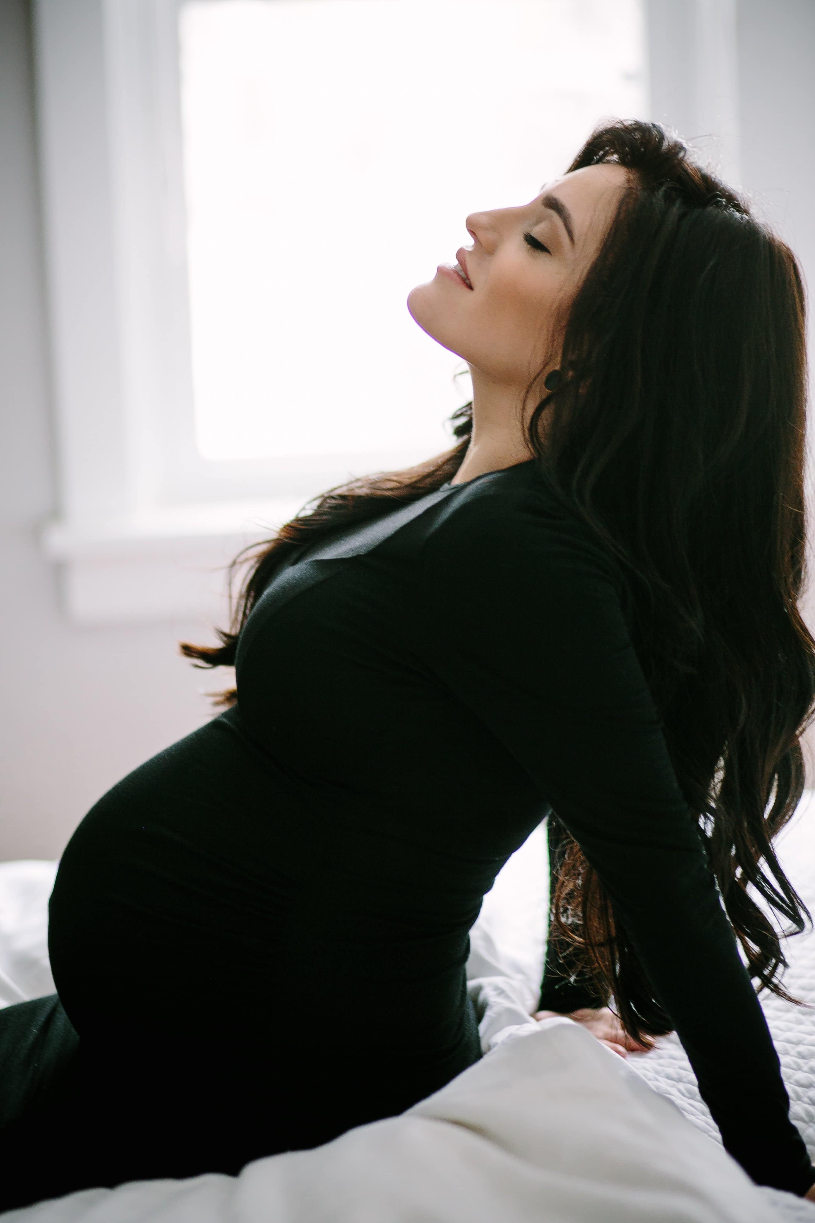 Maternity and Family Session, Fine Art Photography - Lauren Renee Photography maternity photos on a white bed
