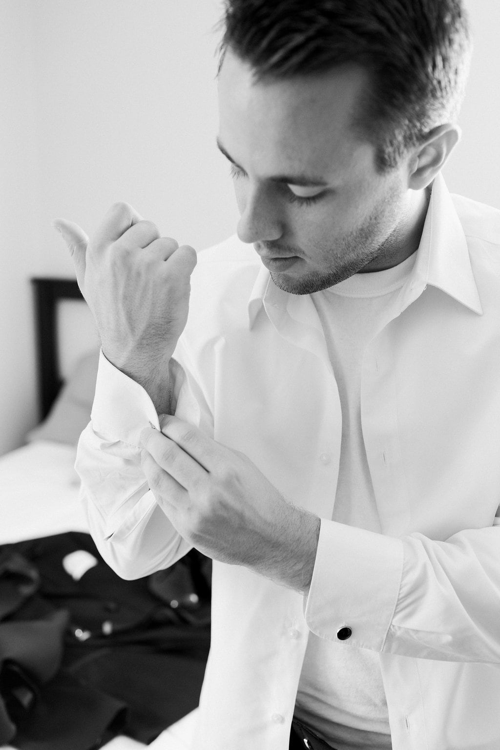 Lauren Renee Photography Groom getting ready on his wedding day