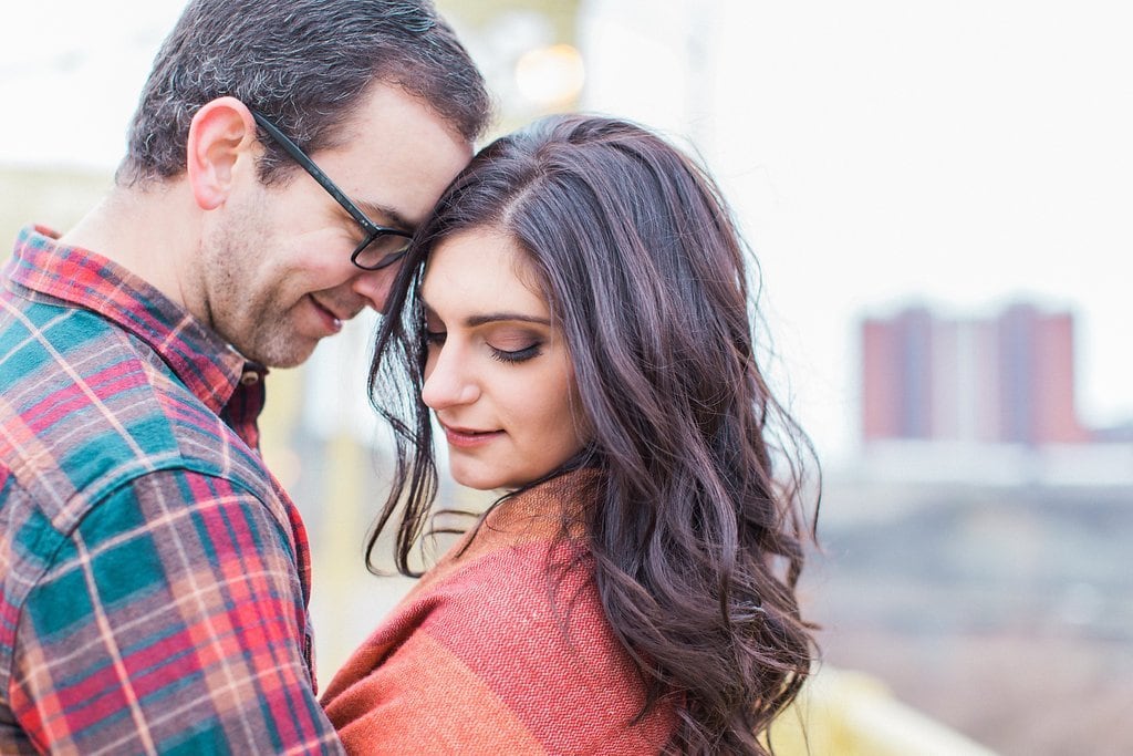 southside-mellonpark-engagement-session-pittsburgh-wedding-photography-laurenreneedesigns