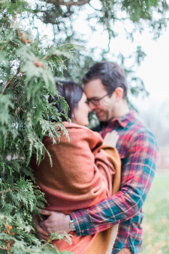 southside-mellonpark-engagement-session-pittsburgh-wedding-photography-laurenreneedesigns