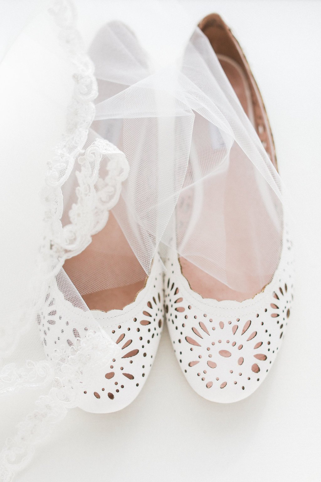 Calhoun Beach Club Wedding - Lauren Renee Designs Calhoun Beach Club Wedding