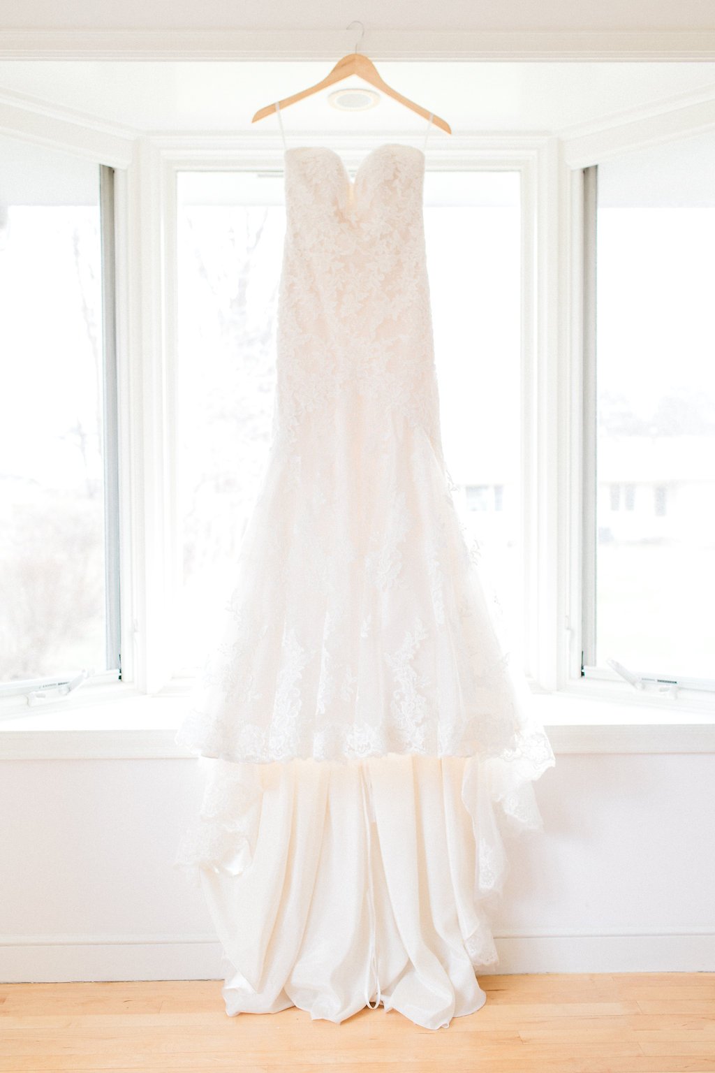 Calhoun Beach Club Wedding - Lauren Renee Designs Calhoun Beach Club Wedding