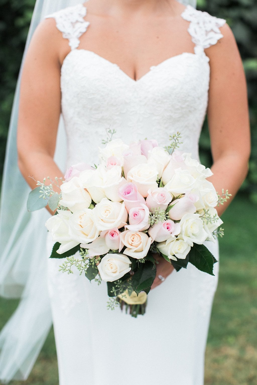 Lauren Renee - Pittsburgh Fine Art Wedding Photography Close up of bride holding her pink and white bouquet