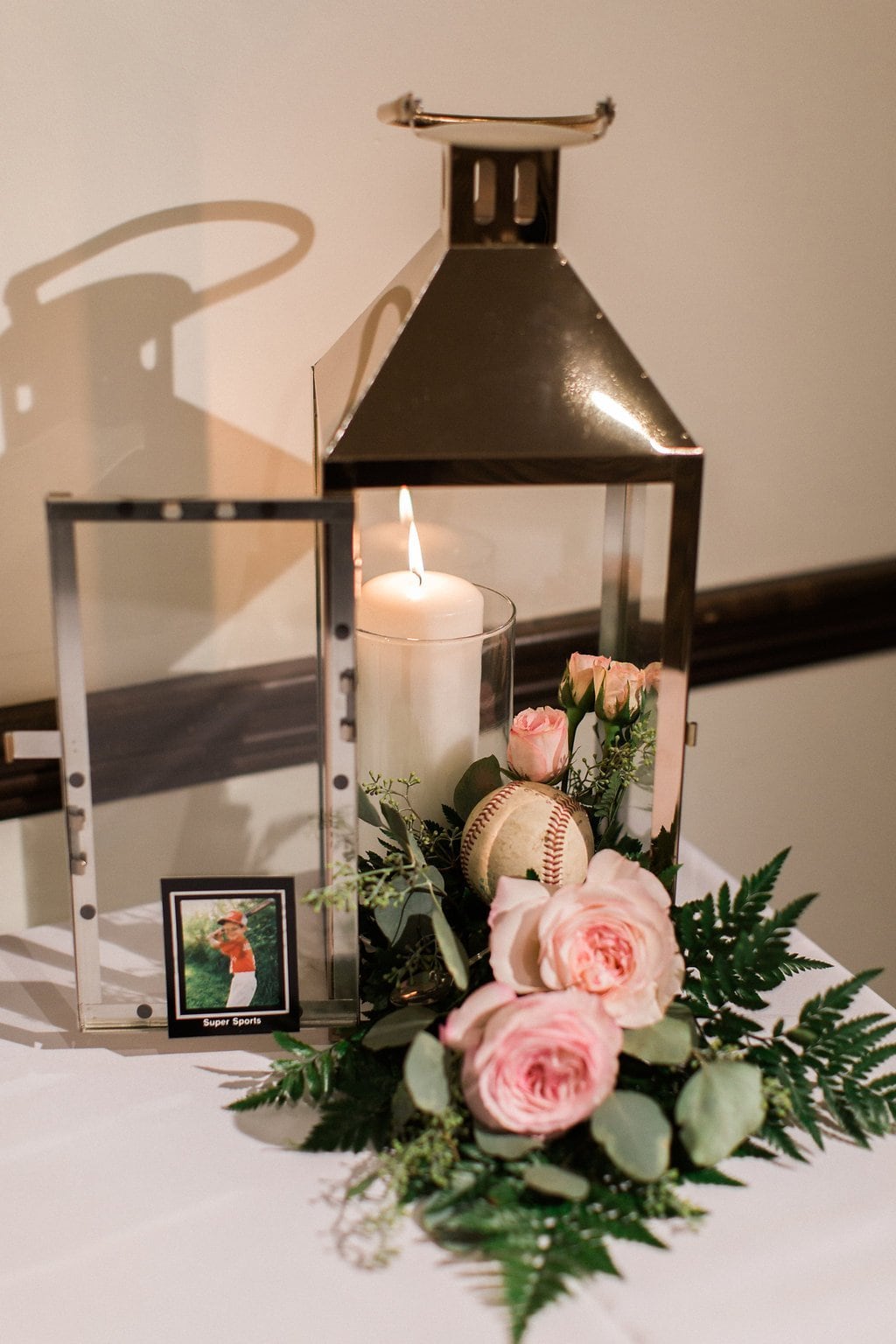 Golf Club Wedding - Lauren Renee Photography candle with flowers at gift card table
