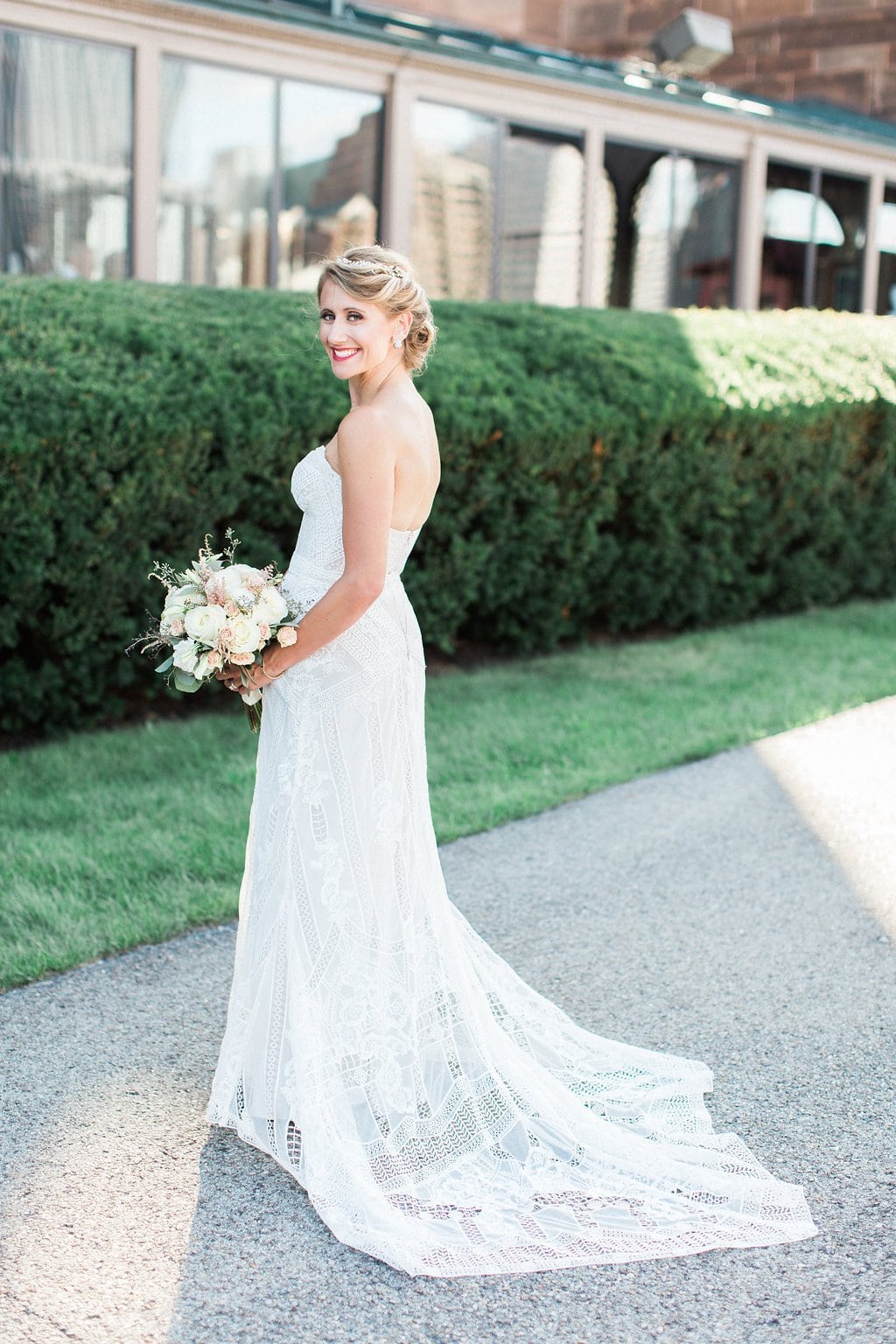 Bride is walked down the aisle by man who received her father's donated heart - Lauren Renee Photography Photo of Bride Jeni Stepien outside the Grand Concourse