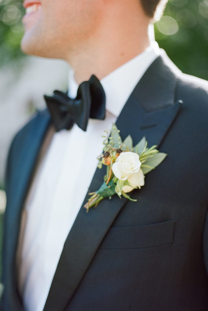 Close up of Grooms boutonnière