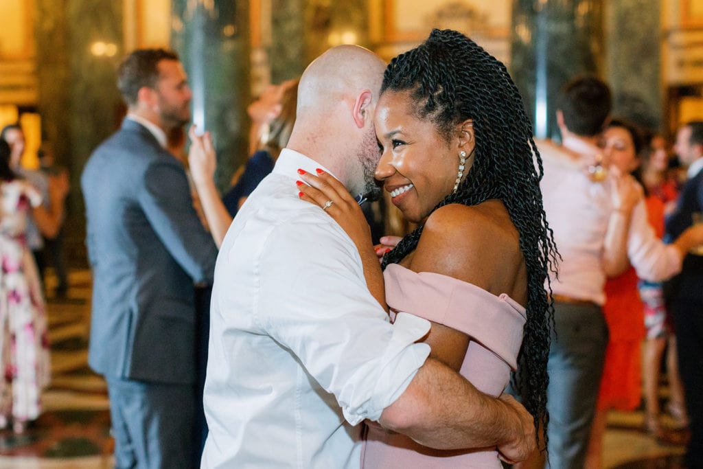 Pittsburgh Wedding captured by Pittsburgh Wedding Photographer Lauren Renee