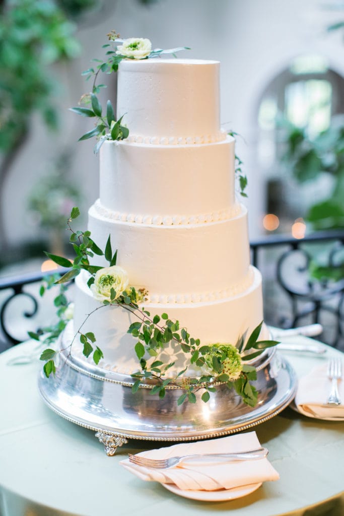 Simple wedding cake design: Black Tie Fox Chapel Golf Club Wedding captured by Pittsburgh wedding photographer Lauren Renee