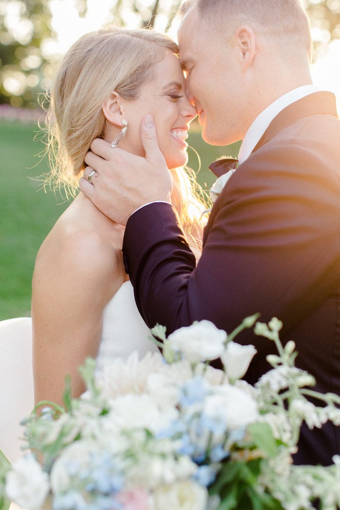 Pittsburgh Field Club wedding captured by Lauren Renee