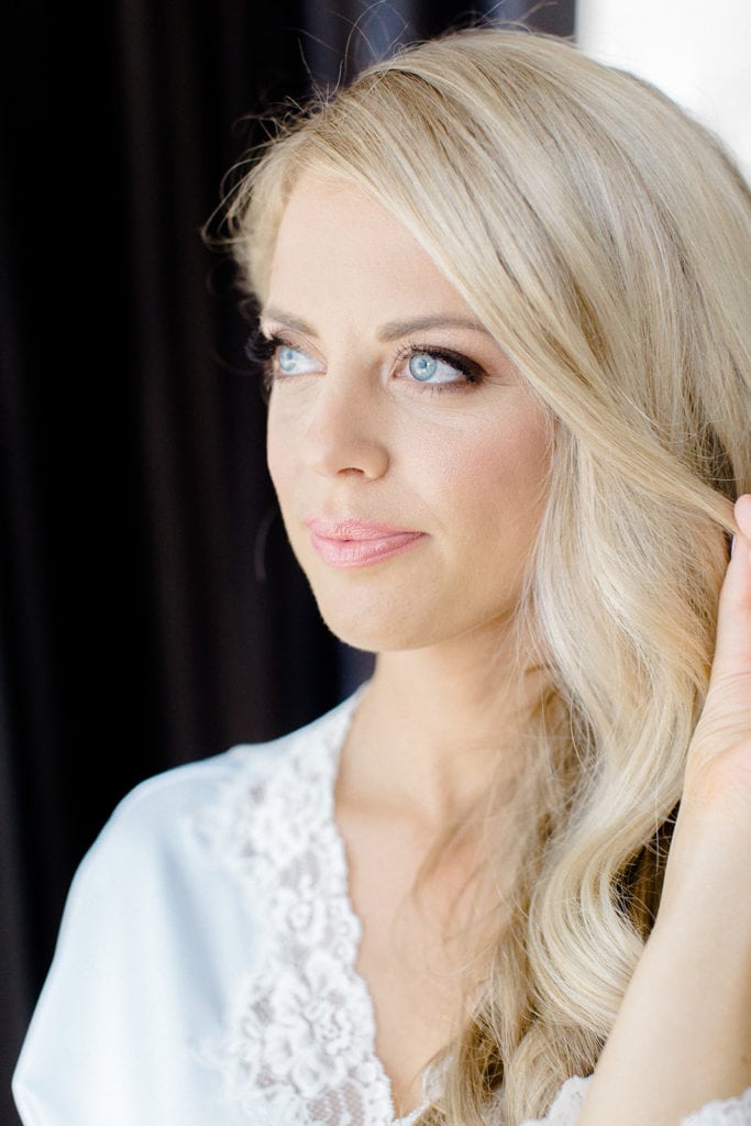 Soft yet glamorous bridal makeup by Hannah Conard Beauty