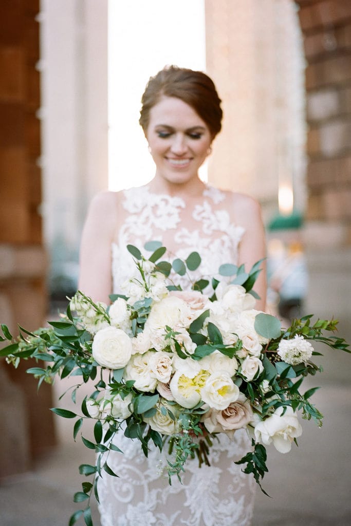 Pittsburgh wedding at The Pennsylvanian captured by Lauren Renee