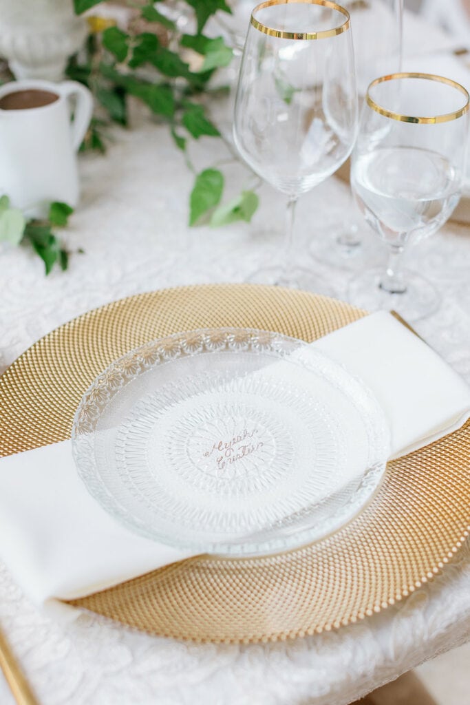 Gold wedding plate chargers