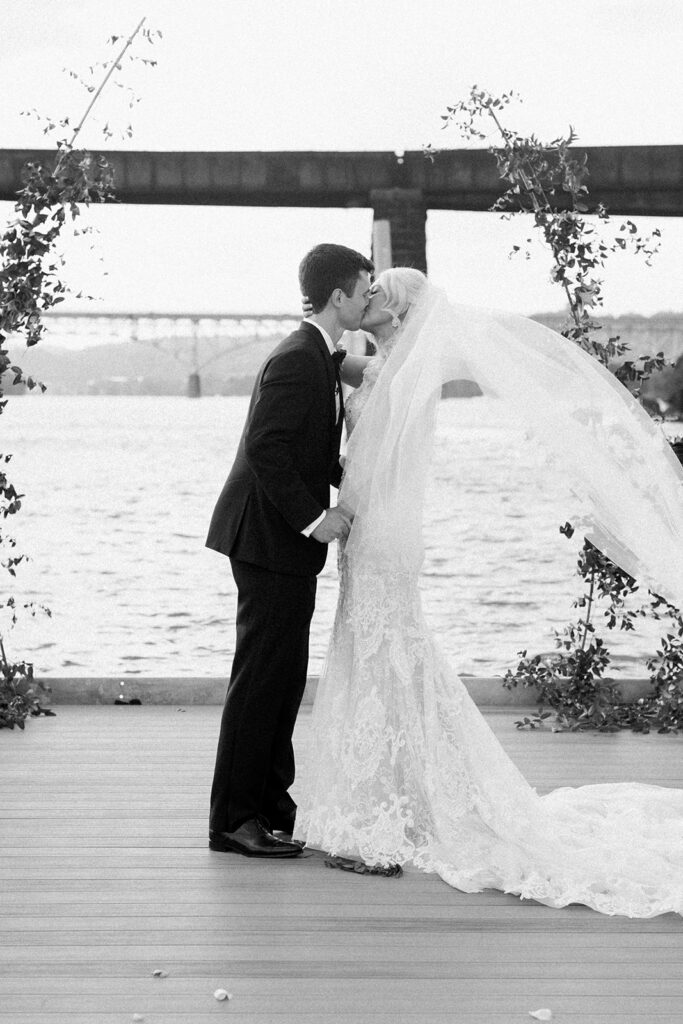 Riverfront Allegheny County Wedding captured by Lauren Renee