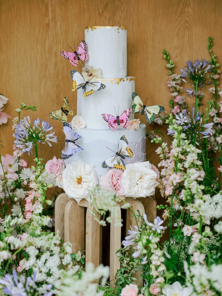 Garden wedding cake inspiration