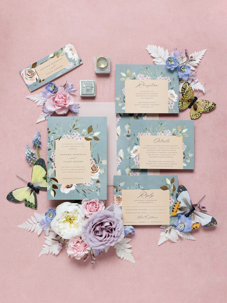 Floral wedding invitation suite