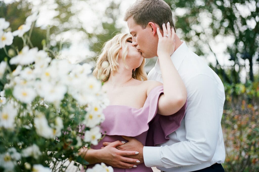 Mellon Park engagement session with Lauren Renee Photography