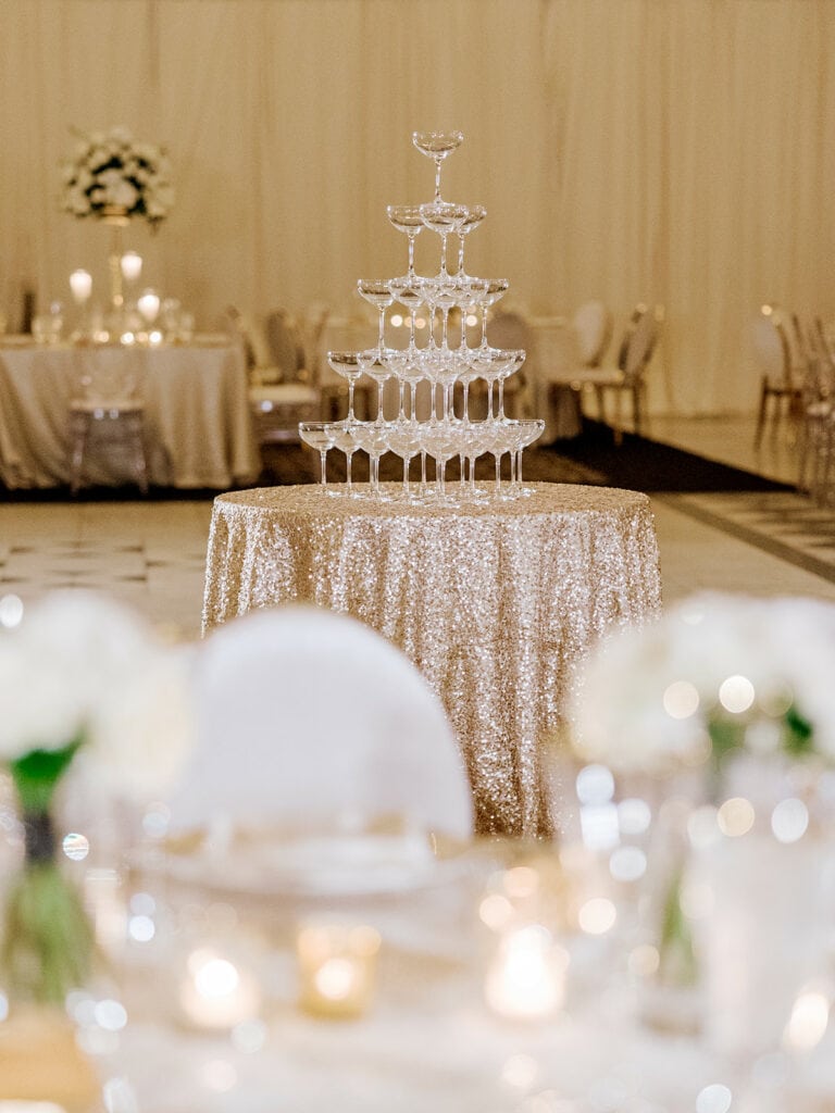 Timeless Winter Wedding at The Pennsylvanian