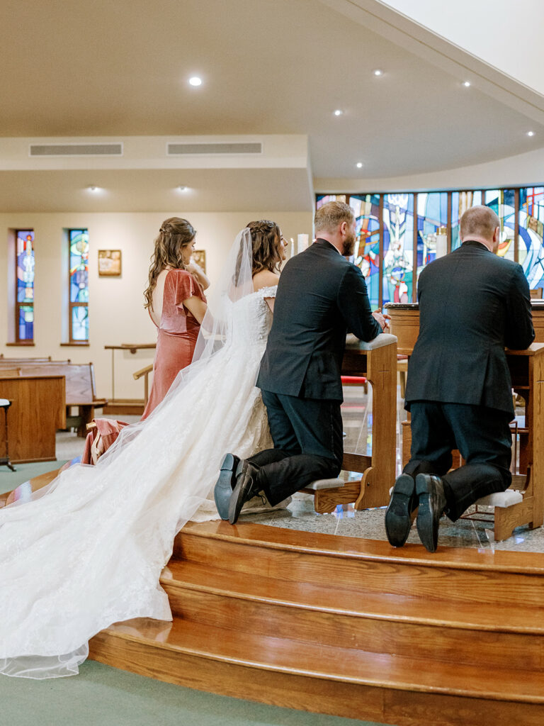 Photo of Pittsburgh church wedding ceremony.