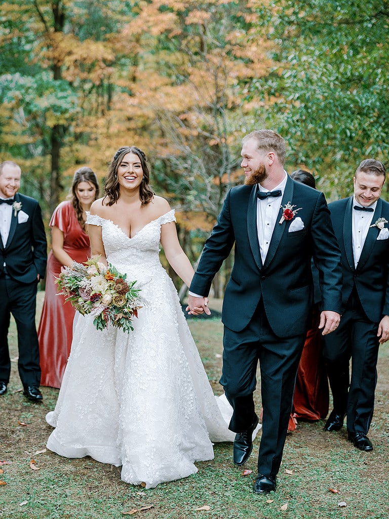 Photo of a fall wedding party in Pittsburgh.